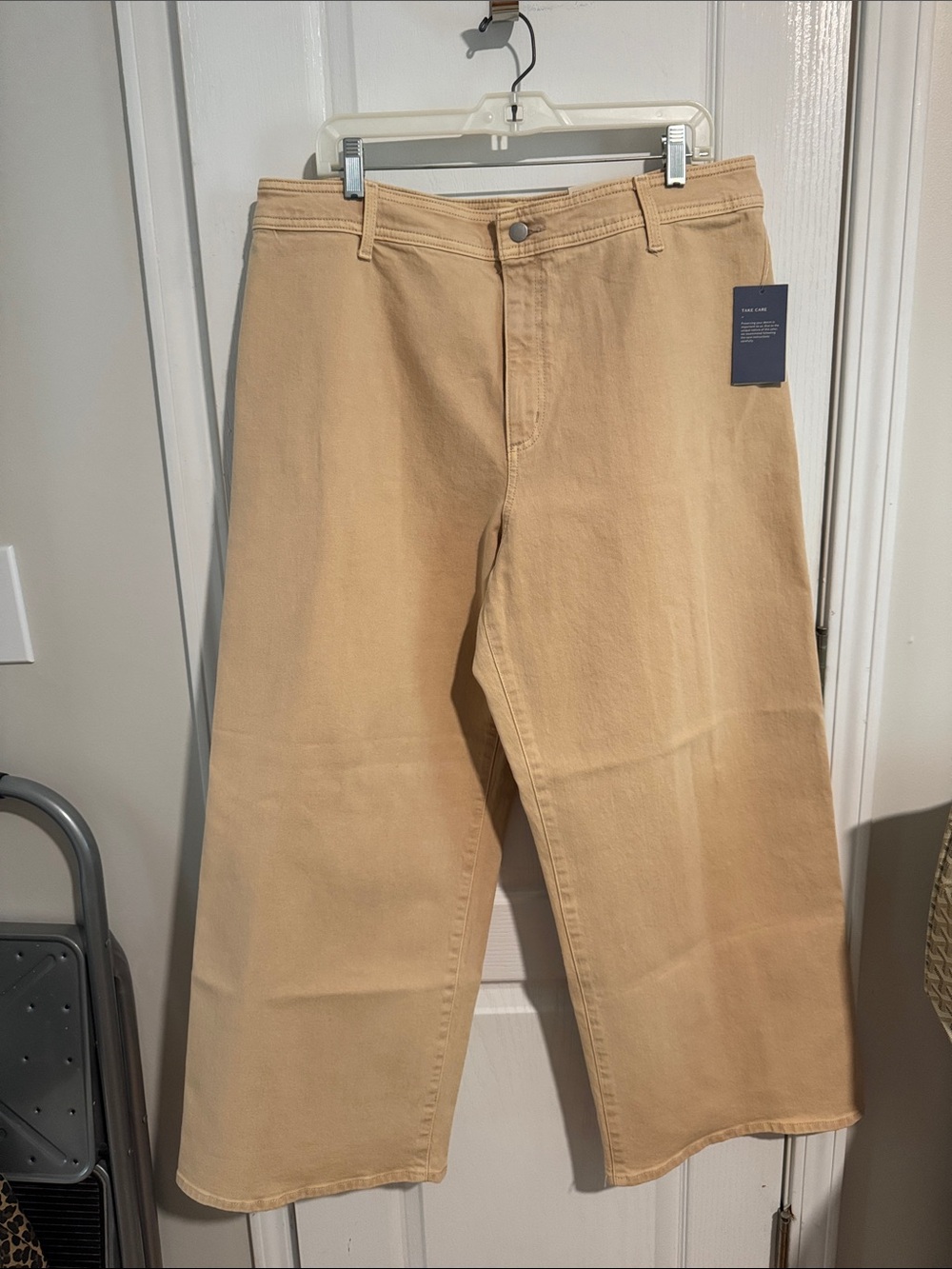 Universal Thread Wide Leg Tan/Camel Jeans